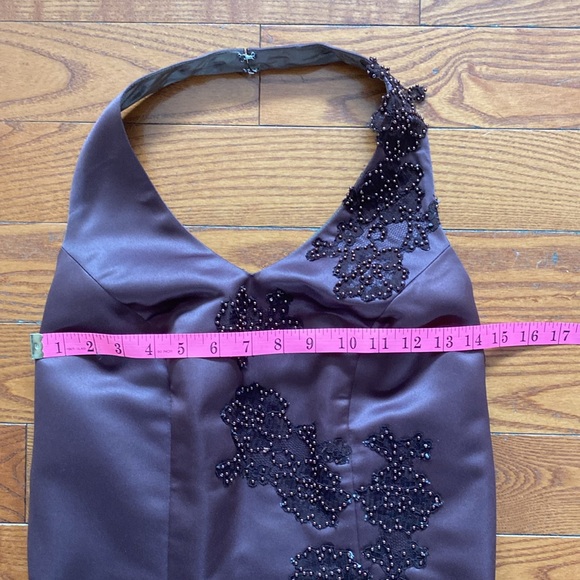 Rich brown halter style gorgeous long gown size 6/8 beautiful appliqué beading. - Picture 16 of 16